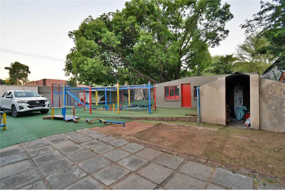Comercial - Comercio/Tienda - Capital Park, Gauteng - South Africa - 3 - 1031414001-142