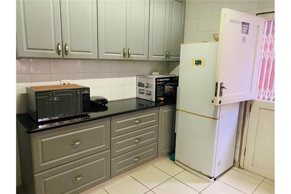 Gyvenamasis - Namas - Westridge, KwaZulu Natal - South Africa - 4 - 1031389167-1