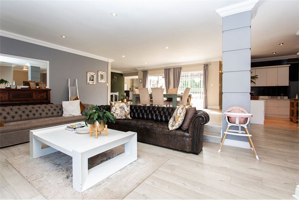 Konut - Bitiþik Villa - Van Riebeeckshof, Western Cape - South Africa - 7 - 1031485071-5