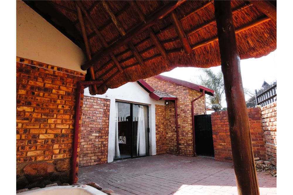 Residencial - Casa - Eersterust, Gauteng - South Africa - 29 - 1031414016-149