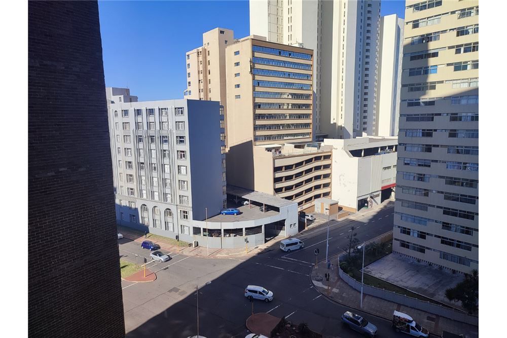 Residential - Stanovanje - North Beach, KwaZulu Natal - South Africa - 3 - 1031465115-33