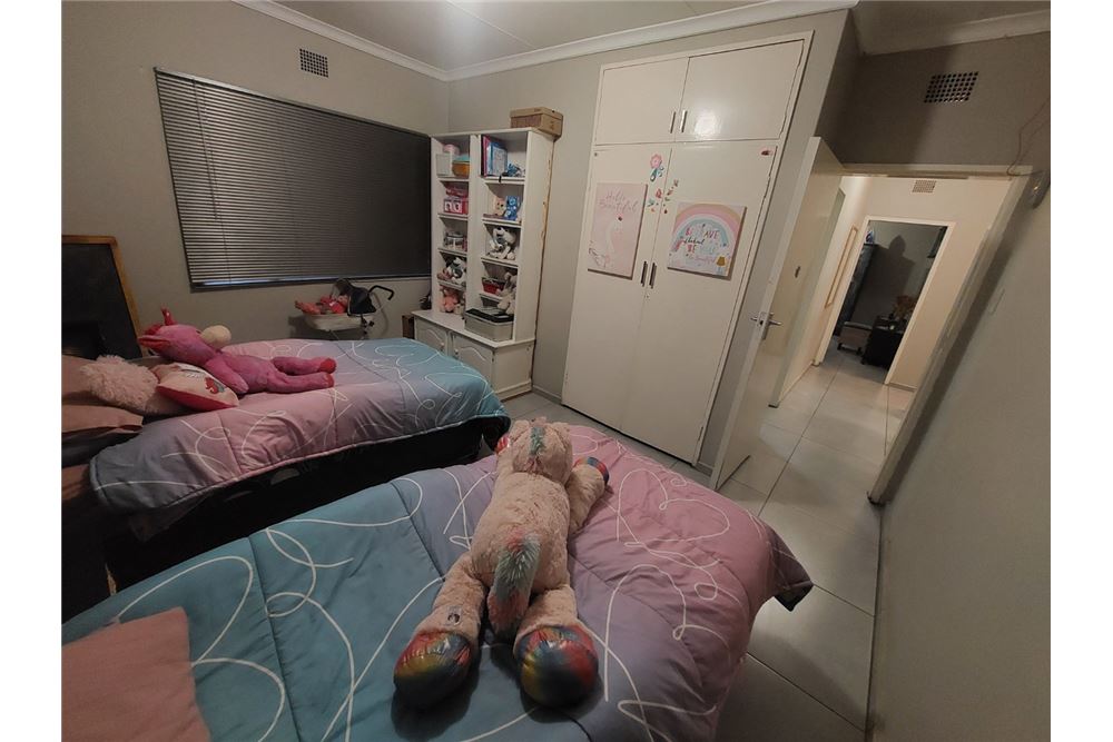 Residential - हाउस - Vanderbijlpark SW 5, Gauteng - South Africa - 28 - 1031010012-83