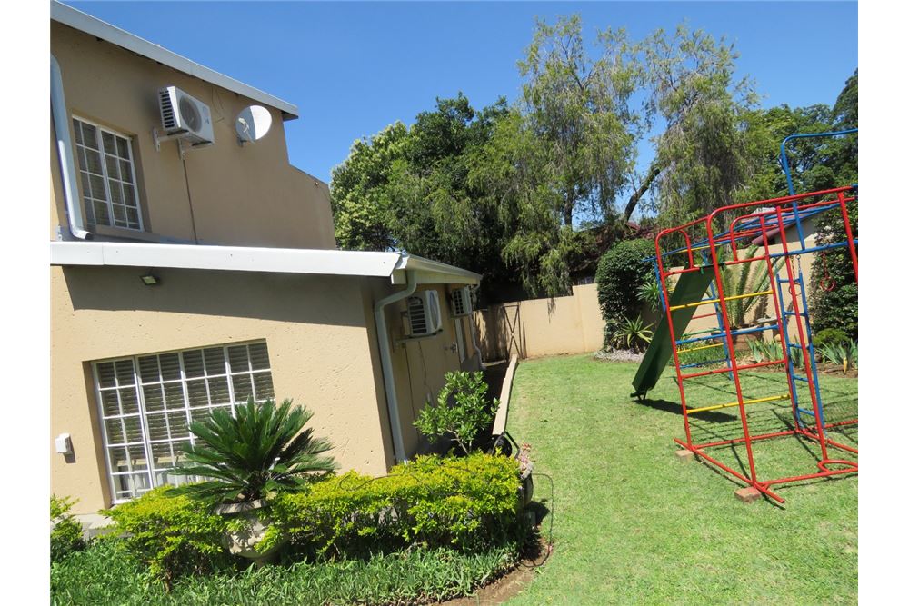 Residencial - Casa - Pretoriuspark, Gauteng - South Africa - 34 - 1031414013-127