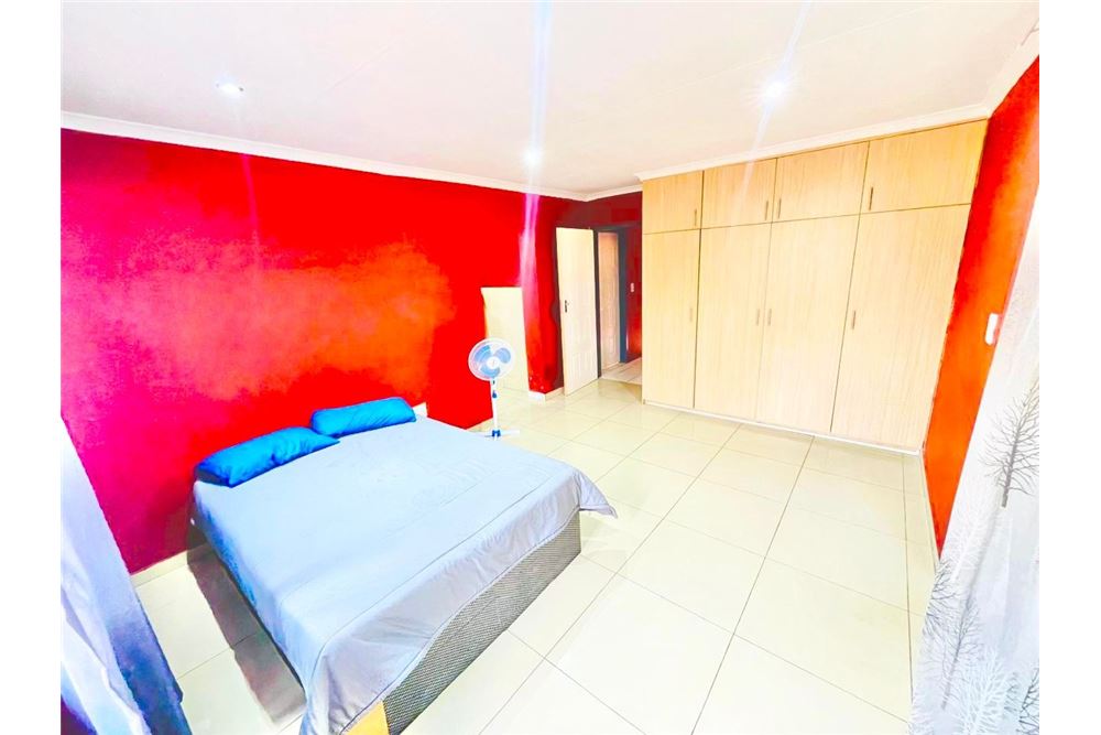 Residencial - Casa - Eersterust, Gauteng - South Africa - 19 - 1031414137-42