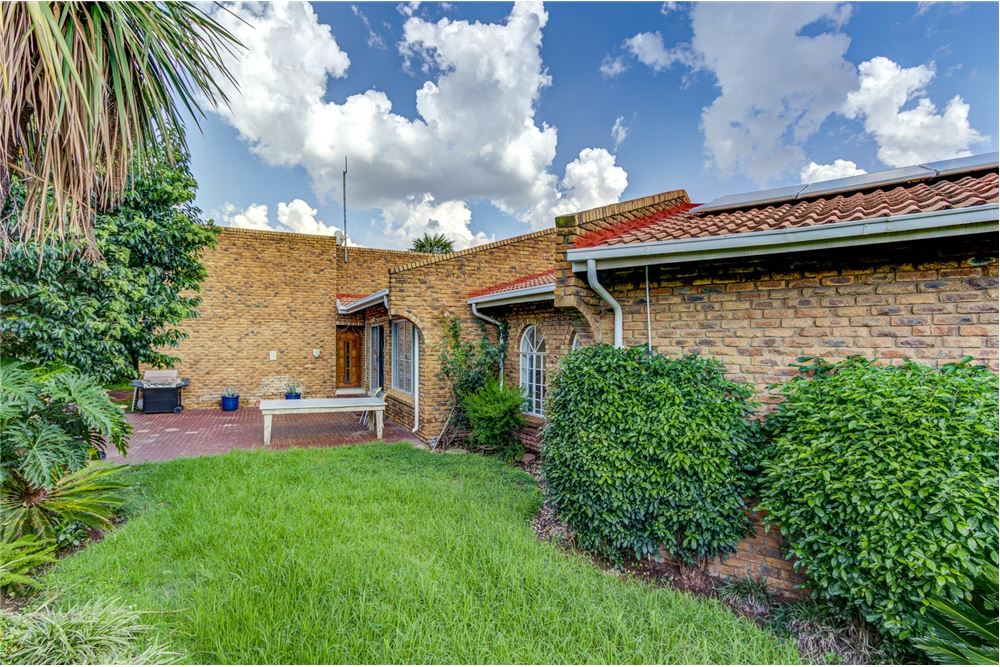 Woningbouw - Haus - Brentwood, Gauteng - South Africa - 24 - 1031439069-142