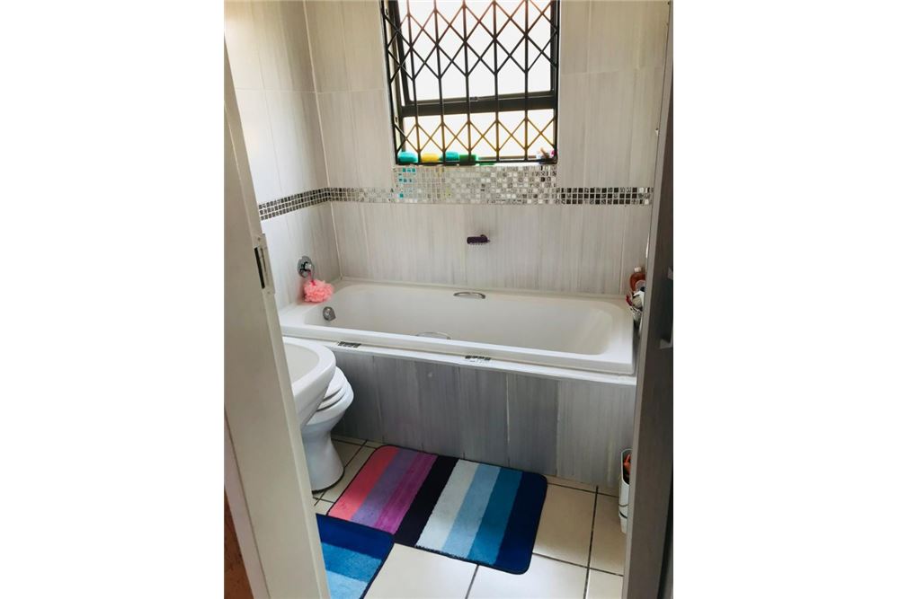 Жилищен - Къща - Vanderbijlpark CE7, Gauteng - South Africa - 12 - 1031421130-36