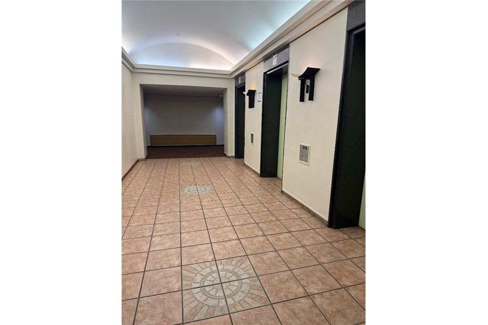 Bostad - Lägenhet - Braamfontein, Gauteng - South Africa - 14 - 1031421124-66