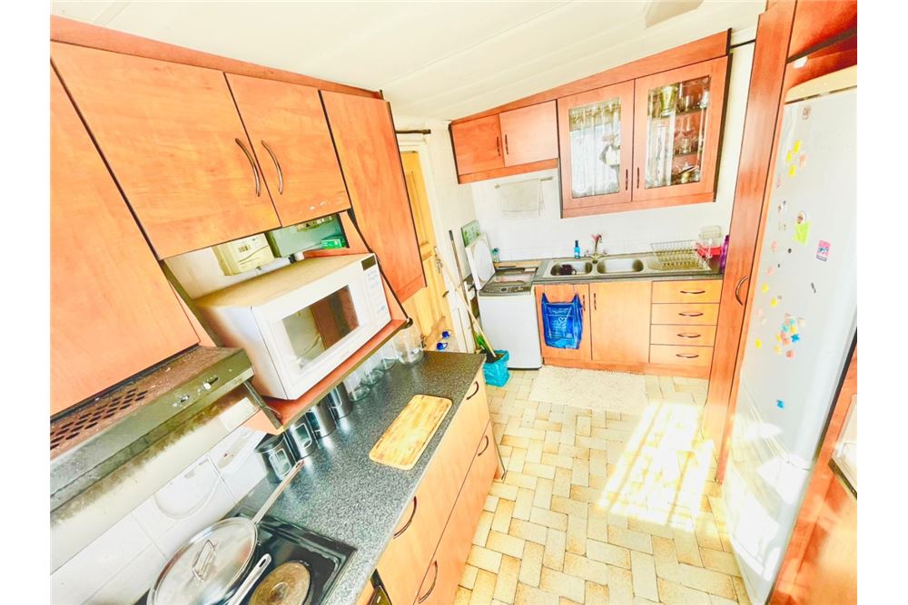 Residencial - Casa - Eersterust, Gauteng - South Africa - 4 - 1031414137-44