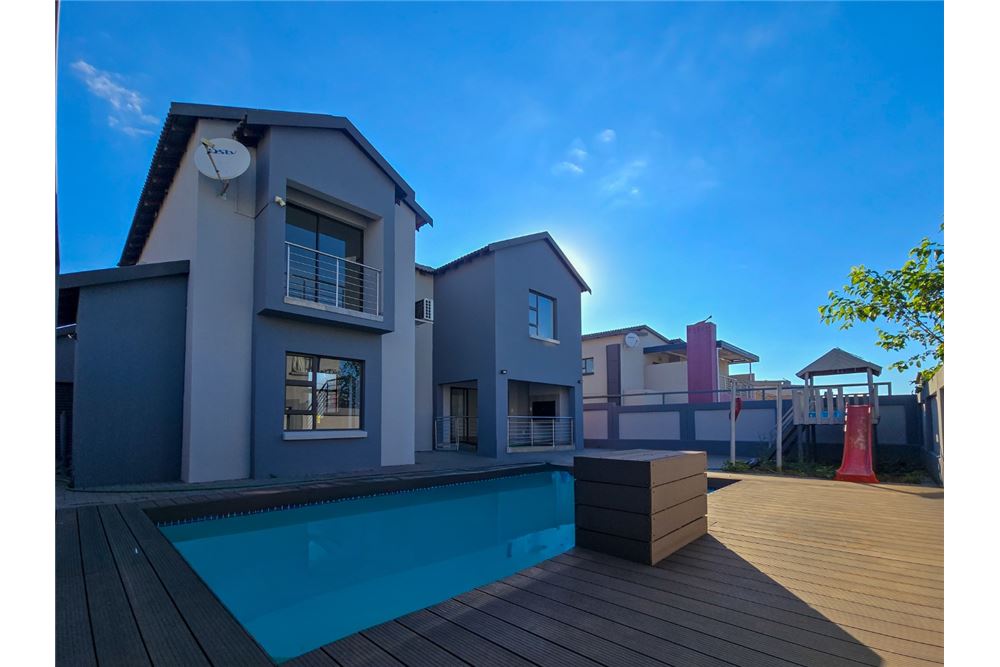 Residential - House - Zambezi Manor Lifestyle Estate, Gauteng - South Africa - 2 - 1031414140-48