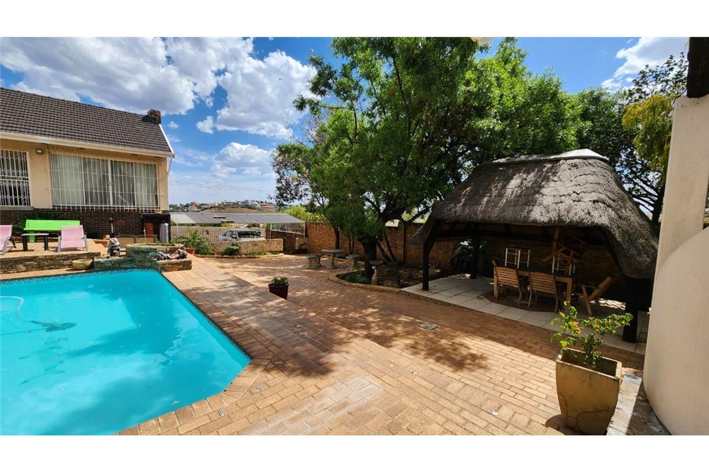 Residential - Omakotitalo - Oakdene, Gauteng - South Africa - 59 - 1031421040-63