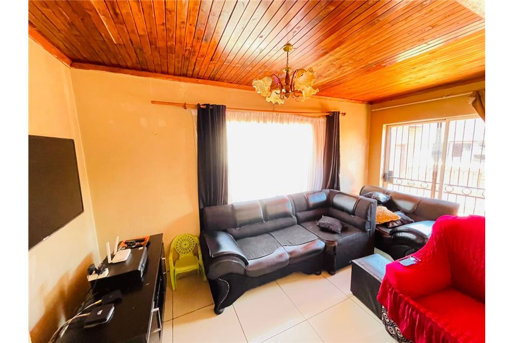 Residencial - Casa - Eersterust, Gauteng - South Africa - 13 - 1031414137-43