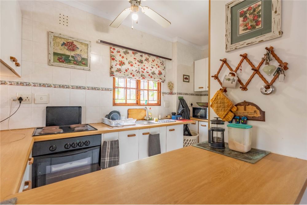 Residential - House - Athlone, KwaZulu Natal - South Africa - 15 - 1031465131-12