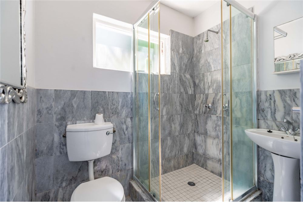 Residential - House - Umhlanga Rocks, KwaZulu Natal - South Africa - 45 - 1031465036-154