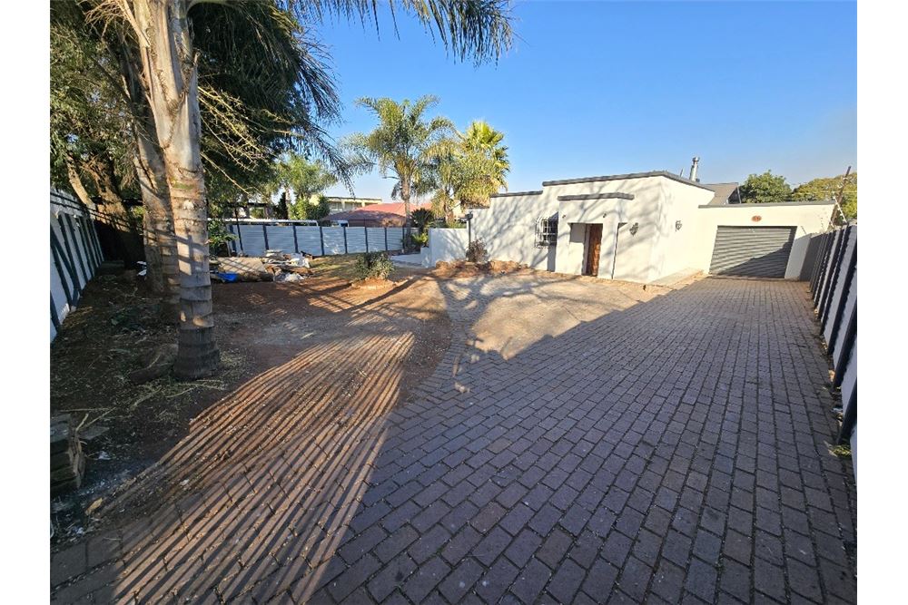 Residential - Rumah Terpisah - Wychwood, Gauteng - South Africa - 2 - 1031421002-278