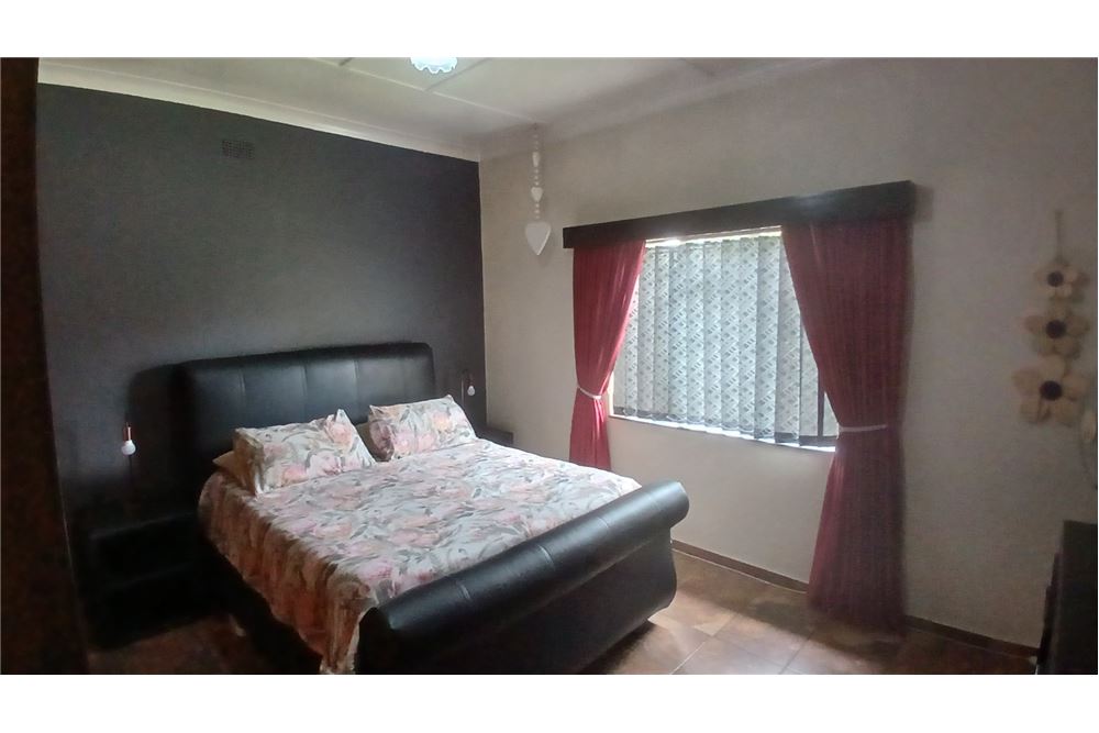 Résidentiel - Maison - Pretoria Gardens, Gauteng - South Africa - 13 - 1031414116-114