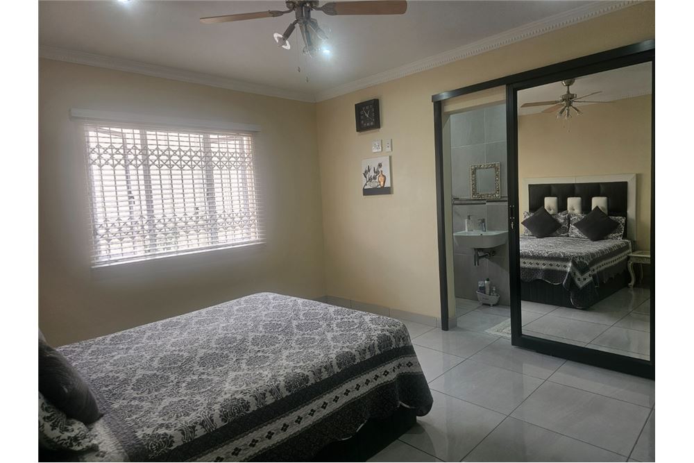 Residential - Townhouse - Mount Edgecombe, KwaZulu Natal - South Africa - 13 - 1031465025-203