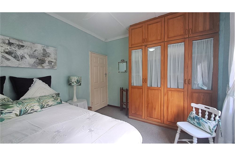 Residencial - Casa - St Michaels On Sea, KwaZulu Natal - South Africa - 27 - 1031394053-221