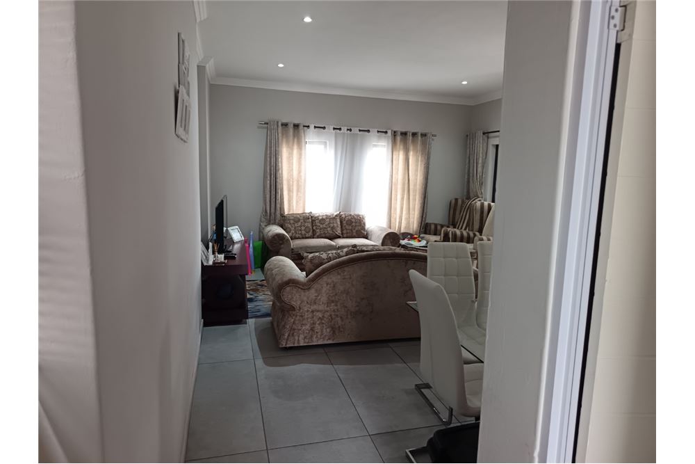 Wohnung - Haus - Magalieskruin, Gauteng - South Africa - 26 - 1031414142-13