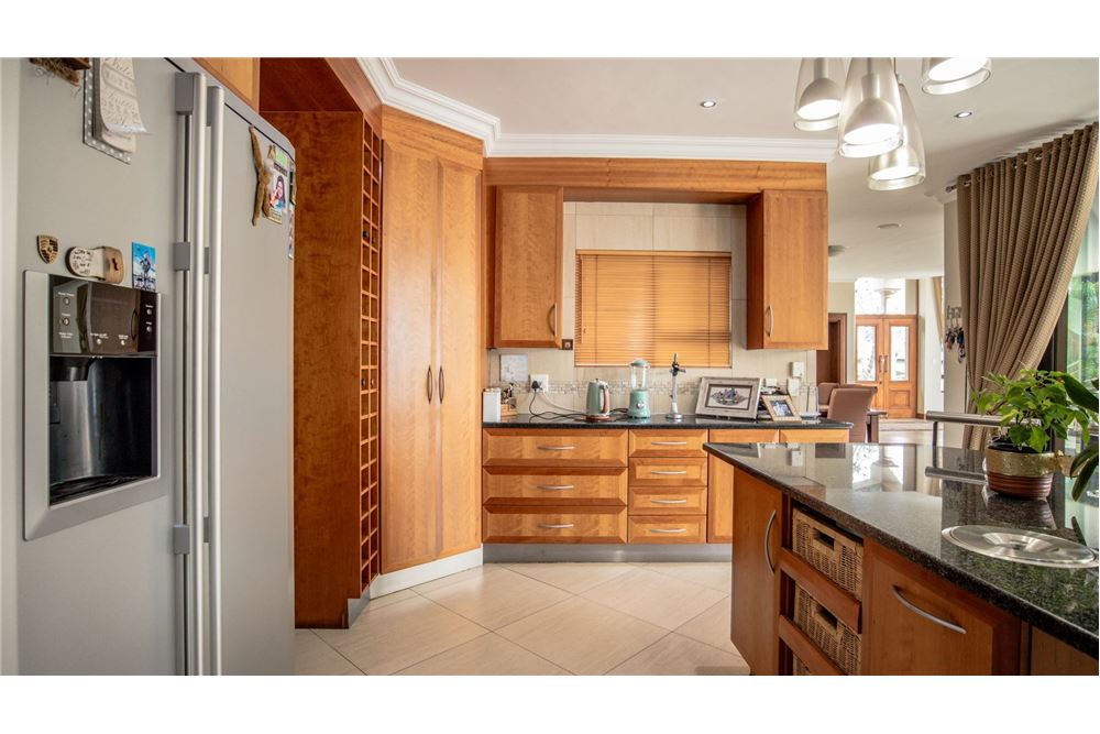 Residenziale - Casa - Magalieskruin, Gauteng - South Africa - 50 - 1031414142-43