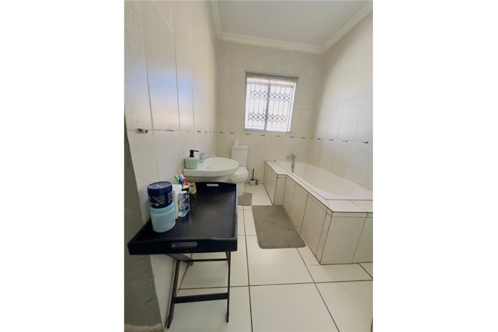 Residenziale - Casa - Mabopane, Gauteng - South Africa - 18 - 1031414106-216