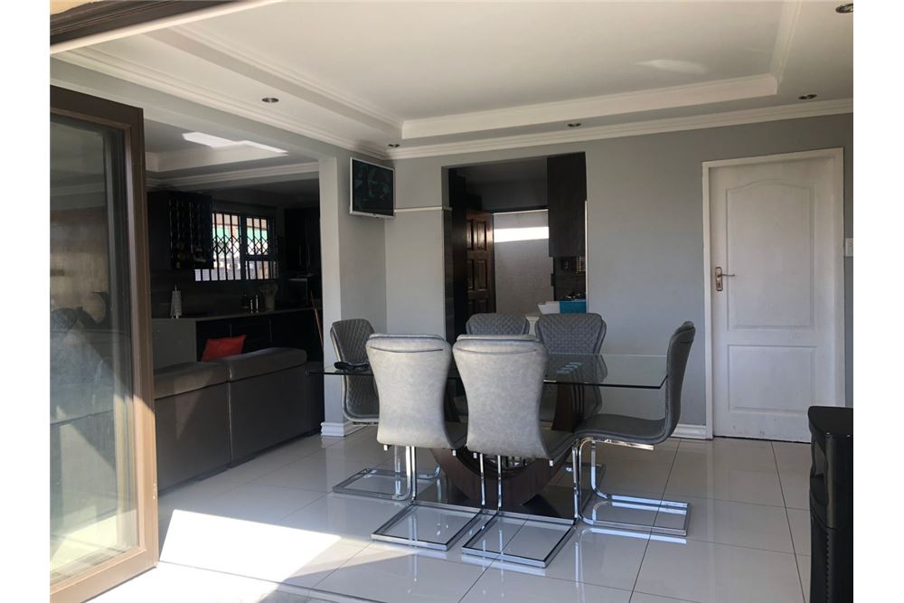 Residential - Отдельно стоящий дом - Protea Glen, Gauteng - South Africa - 7 - 1031421109-69