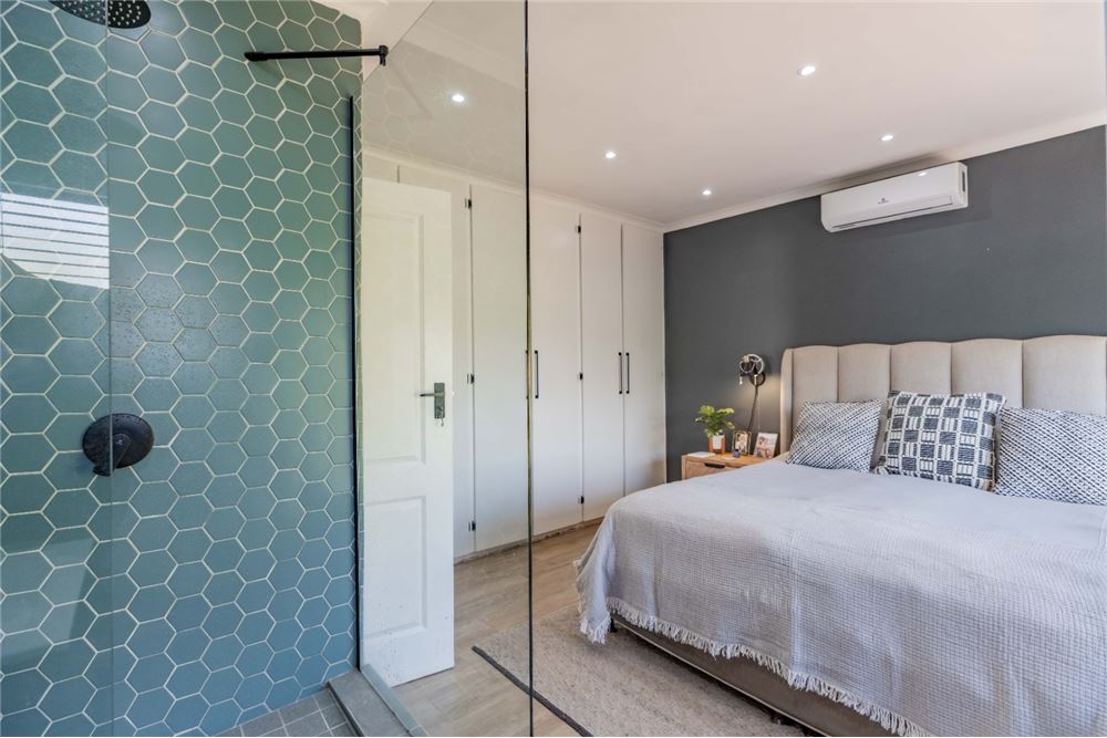 Rezidential - Case/Vile - Glen Anil, KwaZulu Natal - South Africa - 32 - 1031465099-130