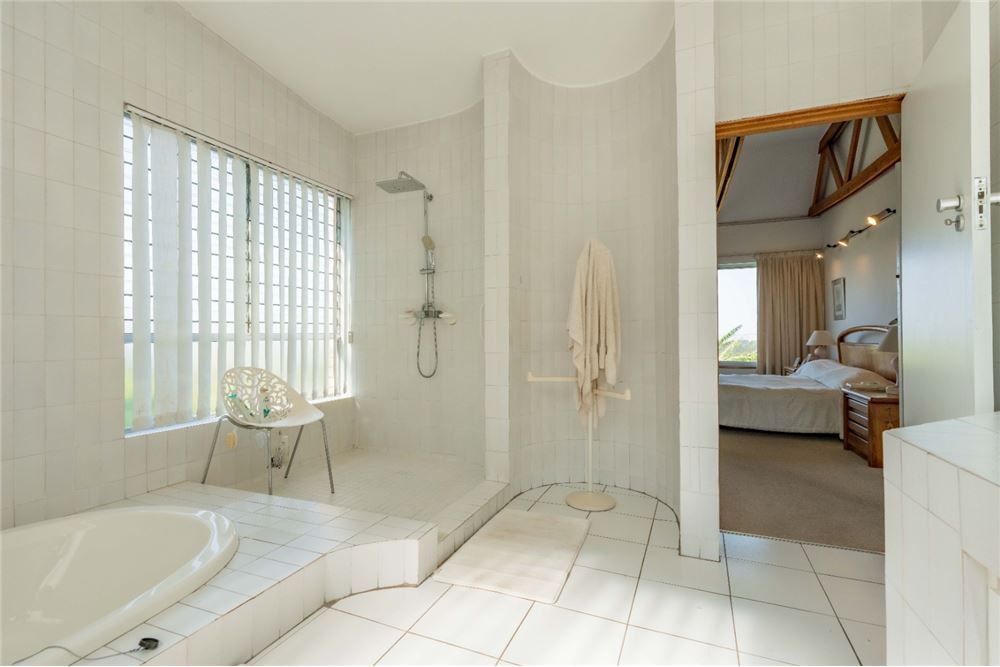 Residential - House - Umgeni Park, KwaZulu Natal - South Africa - 30 - 1031465036-159