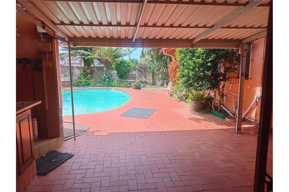 Residential - House - Umhlanga Rocks, KwaZulu Natal - South Africa - 15 - 1031465016-297