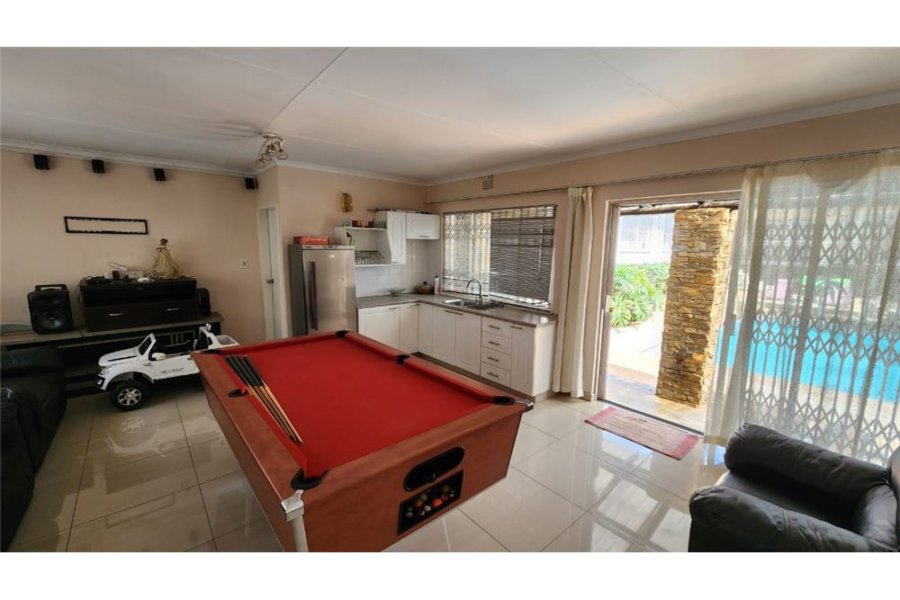 Residential - Omakotitalo - Oakdene, Gauteng - South Africa - 34 - 1031421040-63
