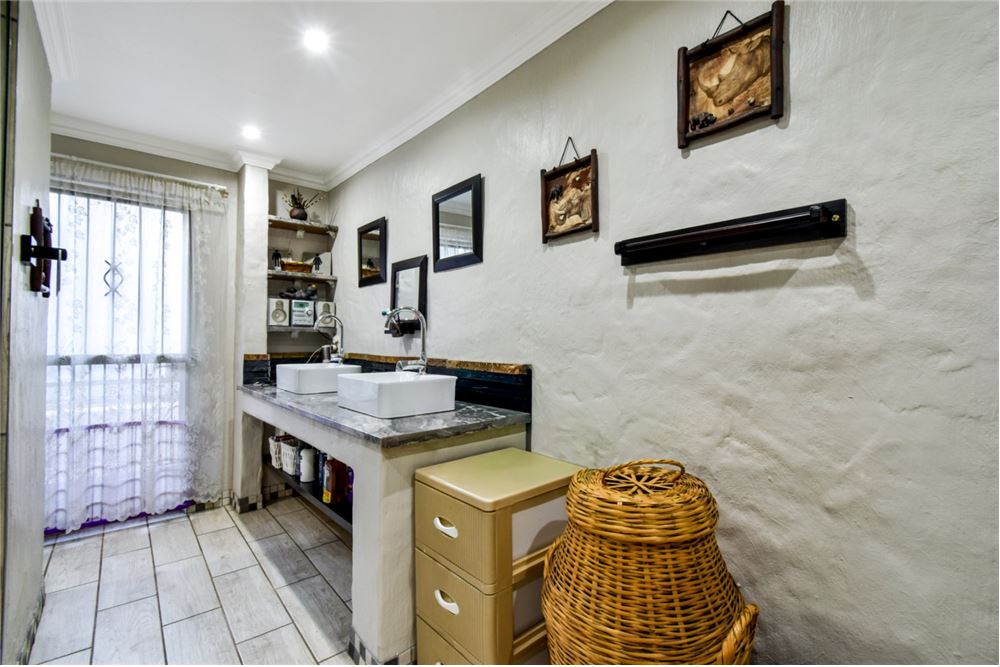 Residencial - Casa - Pretoria North, Gauteng - South Africa - 52 - 1031414001-144