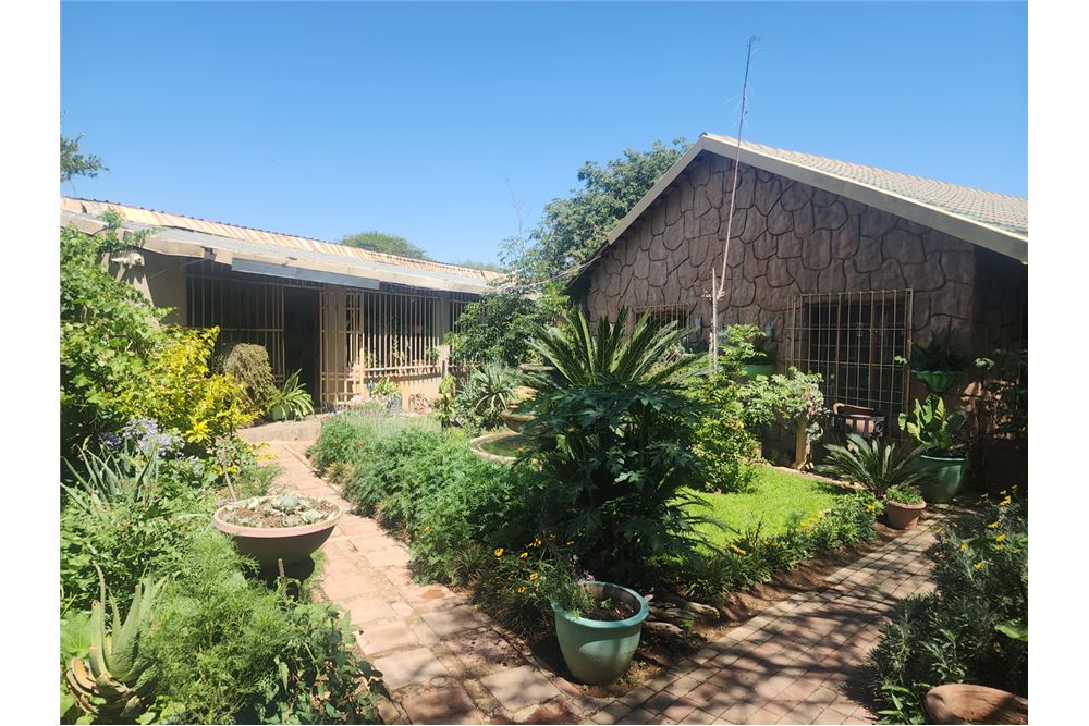 Residential - ਫ਼ਾਰਮ - Brits Rural, North West - South Africa - 2 - 1031416033-105