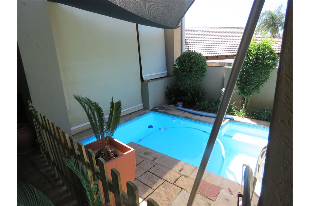 Residencial - Casa - Pretoriuspark, Gauteng - South Africa - 30 - 1031414013-127