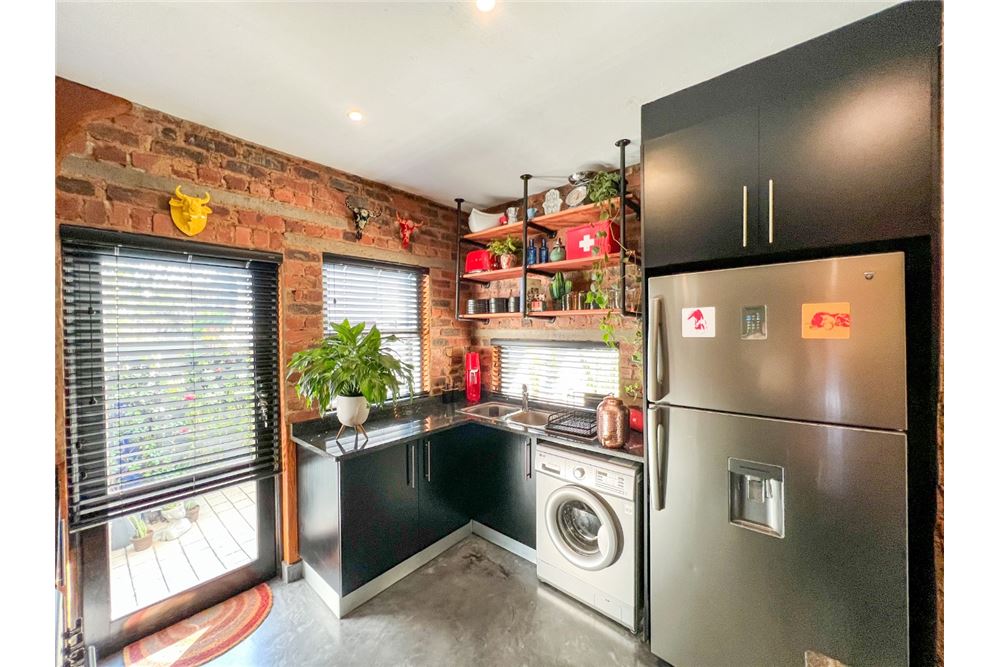 Residential - Hus - Fourways, Gauteng - South Africa - 12 - 1031428052-10