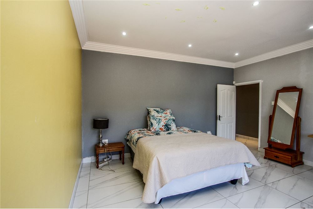 Dzīvojamais - Savrupmāja - La Lucia, KwaZulu Natal - South Africa - 44 - 1031465071-64