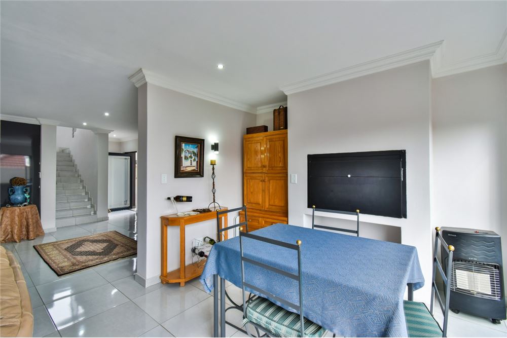 Residencial - Casa - Magalieskruin, Gauteng - South Africa - 39 - 1031414140-43