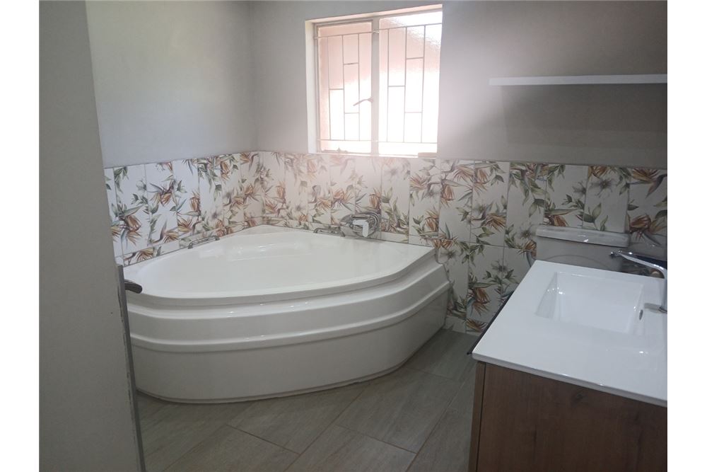 Residencial - Casa - Montana Tuine, Gauteng - South Africa - 19 - 1031414088-139