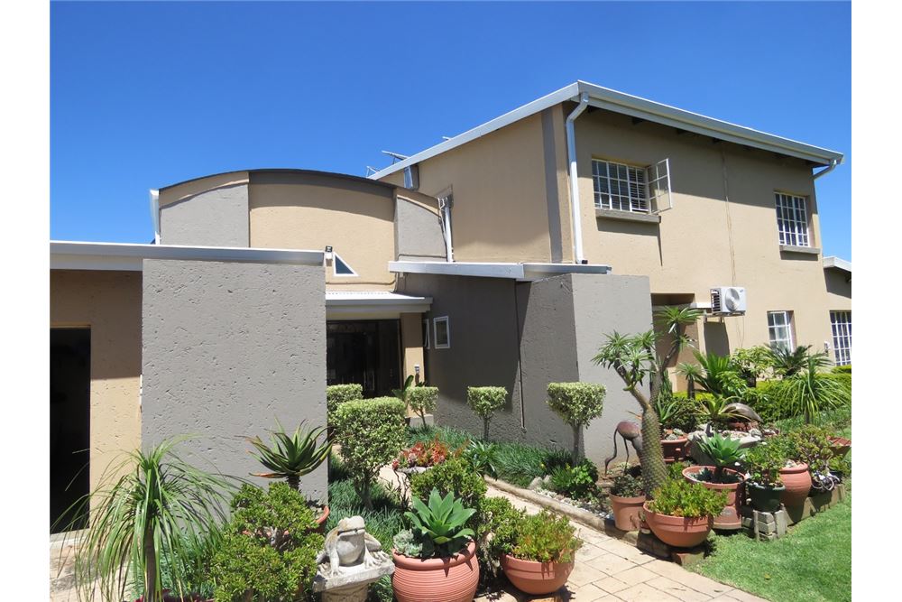 Residencial - Casa - Pretoriuspark, Gauteng - South Africa - 2 - 1031414013-127