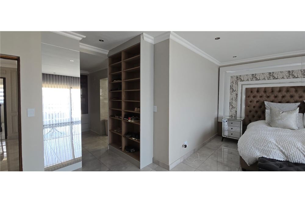 Residencial - Casa - Zambezi Manor Lifestyle Estate, Gauteng - South Africa - 25 - 1031414140-35
