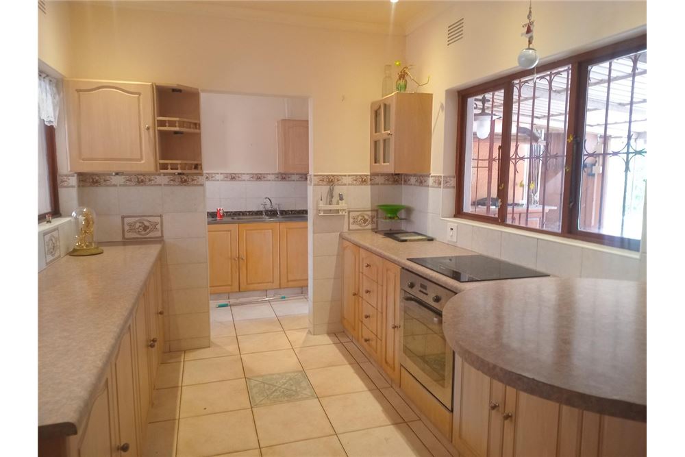 Residential - House - Umhlanga Rocks, KwaZulu Natal - South Africa - 11 - 1031465016-297