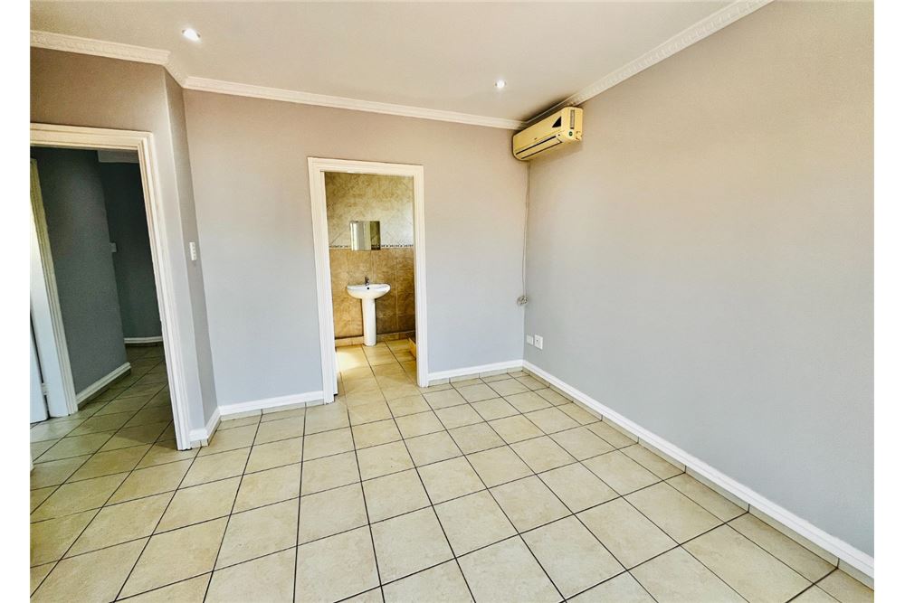 Residential - Townhouse - Mount Edgecombe, KwaZulu Natal - South Africa - 18 - 1031465109-78