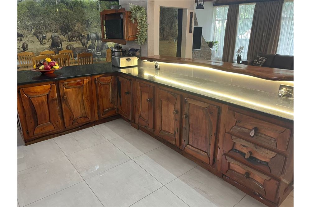 Residencial - Casa - Sinoville, Gauteng - South Africa - 12 - 1031414158-6