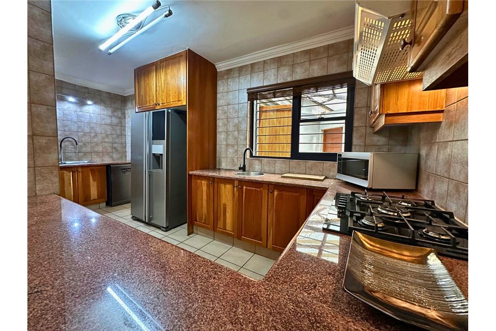 Residenziale - Casa - Lynnwood, Gauteng - South Africa - 10 - 1031414143-38