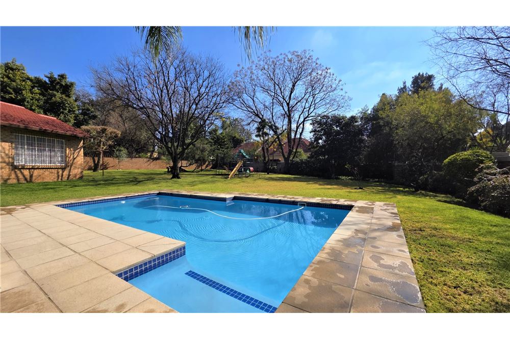 Residential - บ้านเดี่ยว - Fourways, Gauteng - South Africa - 19 - 1031393037-387