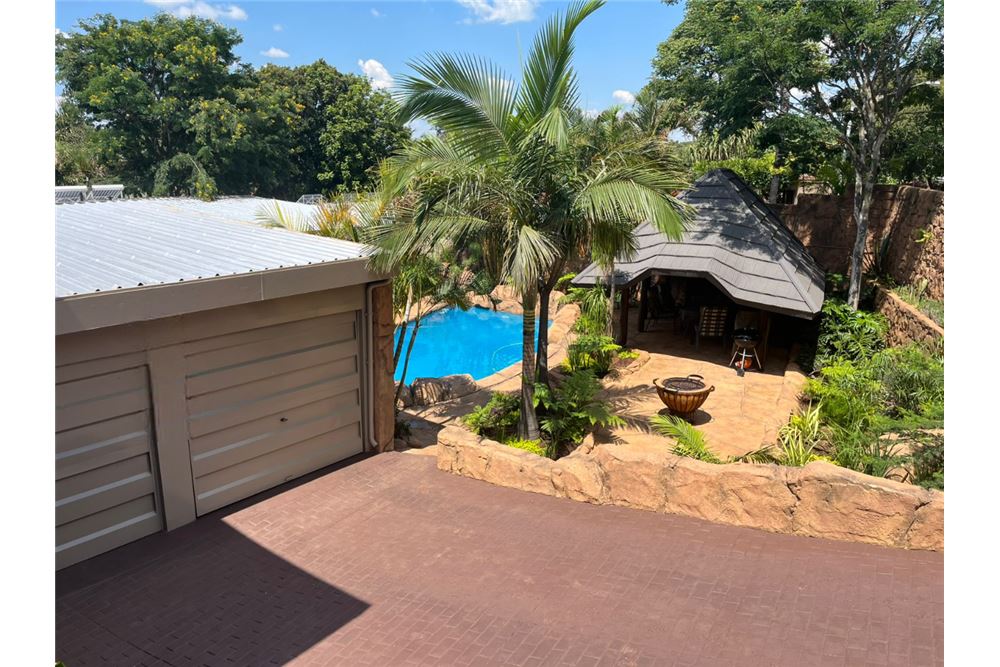 Residencial - Casa - Sinoville, Gauteng - South Africa - 4 - 1031414158-6