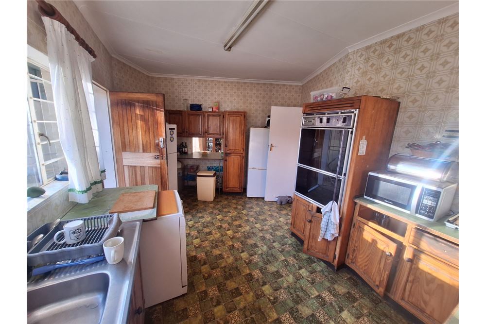 Residential - Αυτόνομη κατοικία - Kibler Park, Gauteng - South Africa - 28 - 1031421159-37