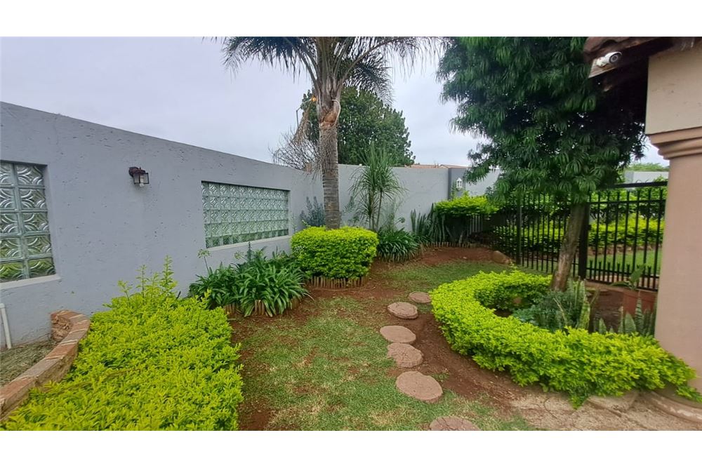 住宅 - 房子 - Philip Nel Park, Gauteng - South Africa - 9 - 1031414126-73