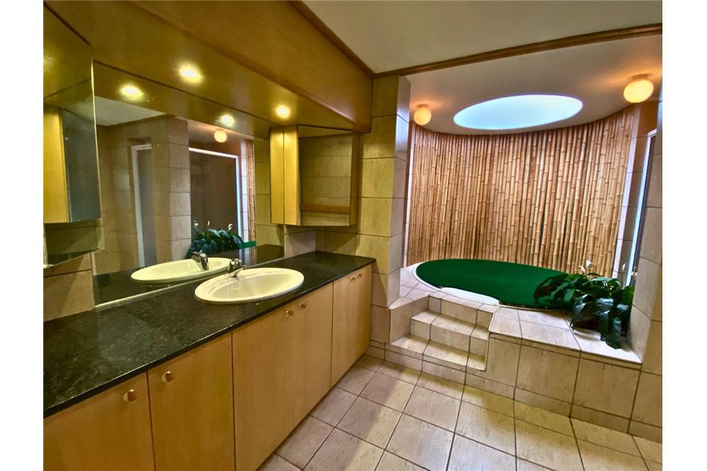 Residential - House - Waterkloof, Gauteng - South Africa - 15 - 1031414143-42