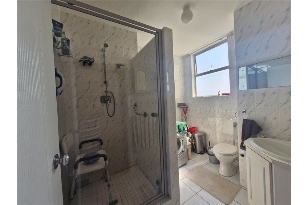 Residential - وحده سكنيه - Morningside, KwaZulu Natal - South Africa - 19 - 1031389016-243