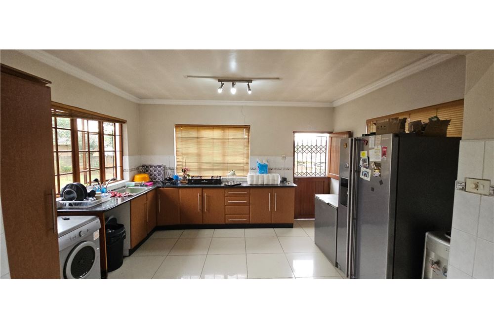 Residential - Hus - Scottsville, KwaZulu Natal - South Africa - 9 - 1031436080-105