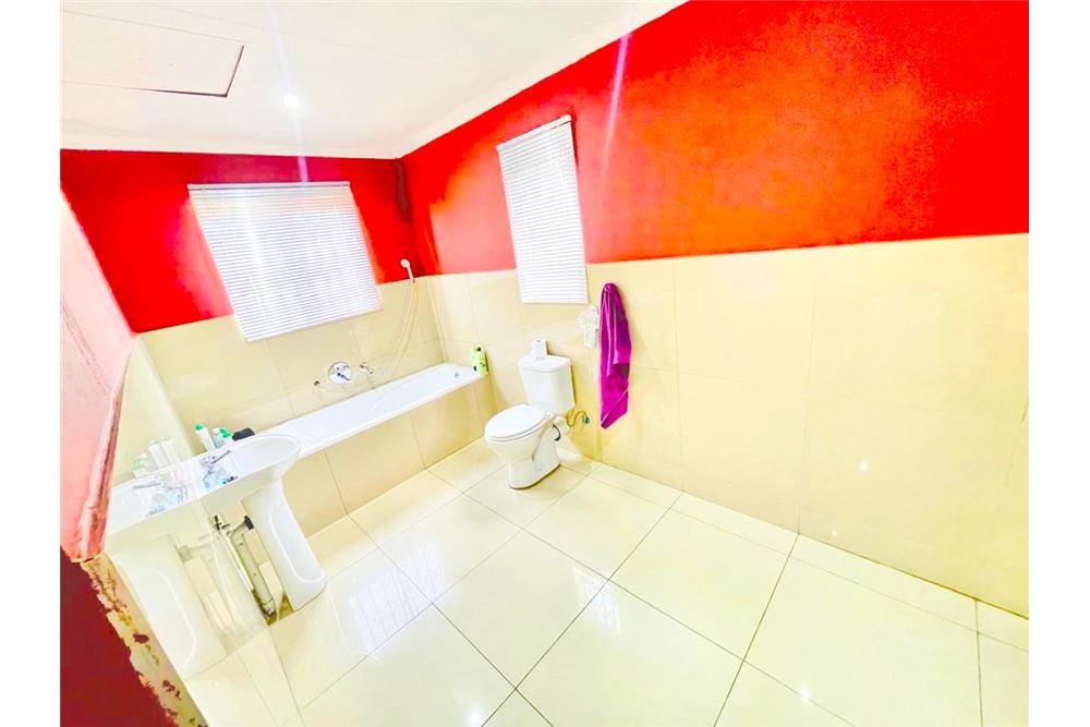 Residencial - Casa - Eersterust, Gauteng - South Africa - 14 - 1031414137-42